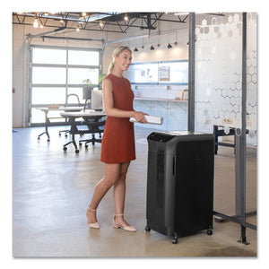 Fellowes® wholesale. Automax 550c Auto Feed Cross-cut Shredder, 550 Auto-14 Manual Sheet Capacity. HSD Wholesale: Janitorial Supplies, Breakroom Supplies, Office Supplies.